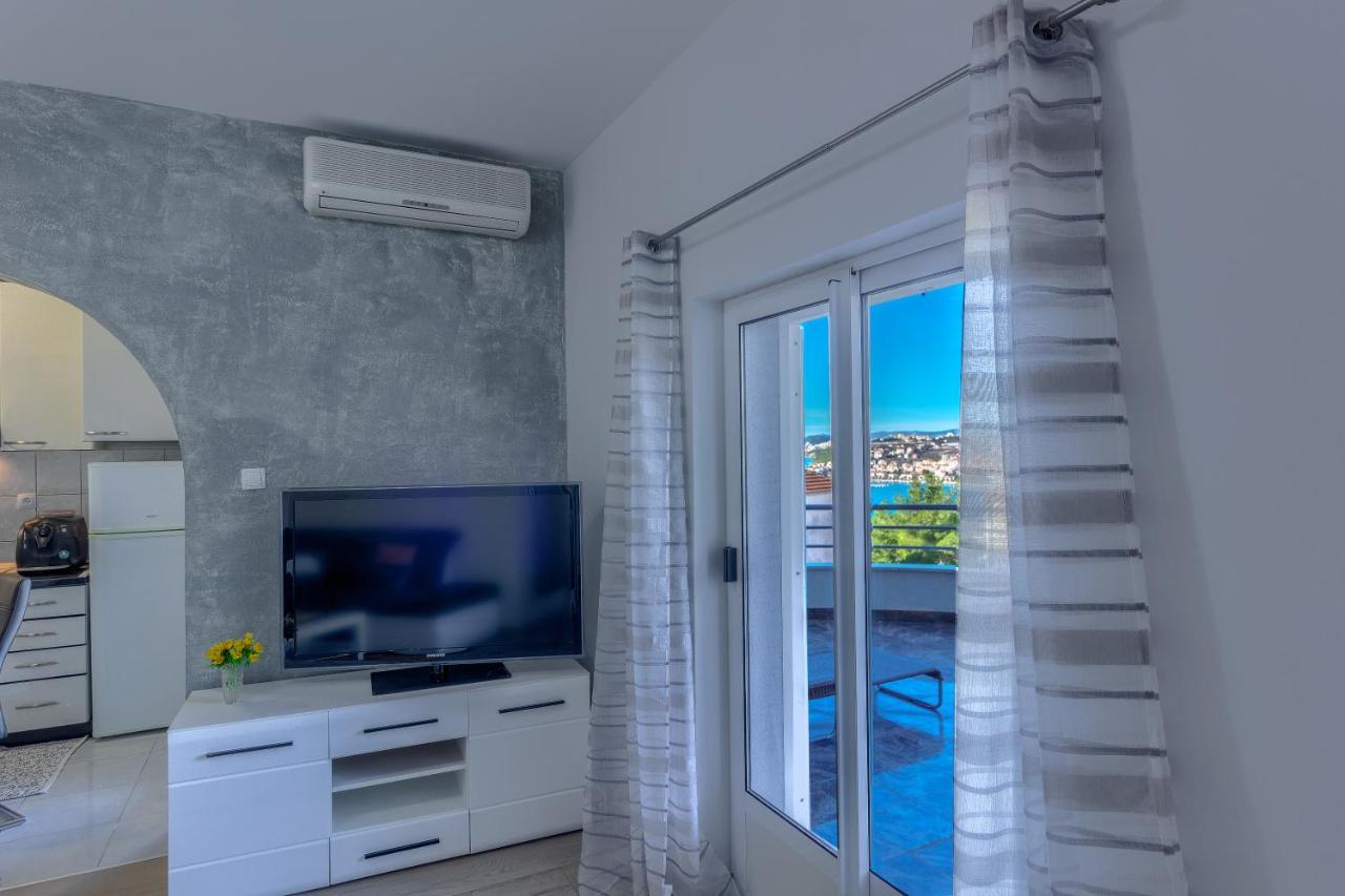 Apartments Pepa Подстрана Екстер'єр фото