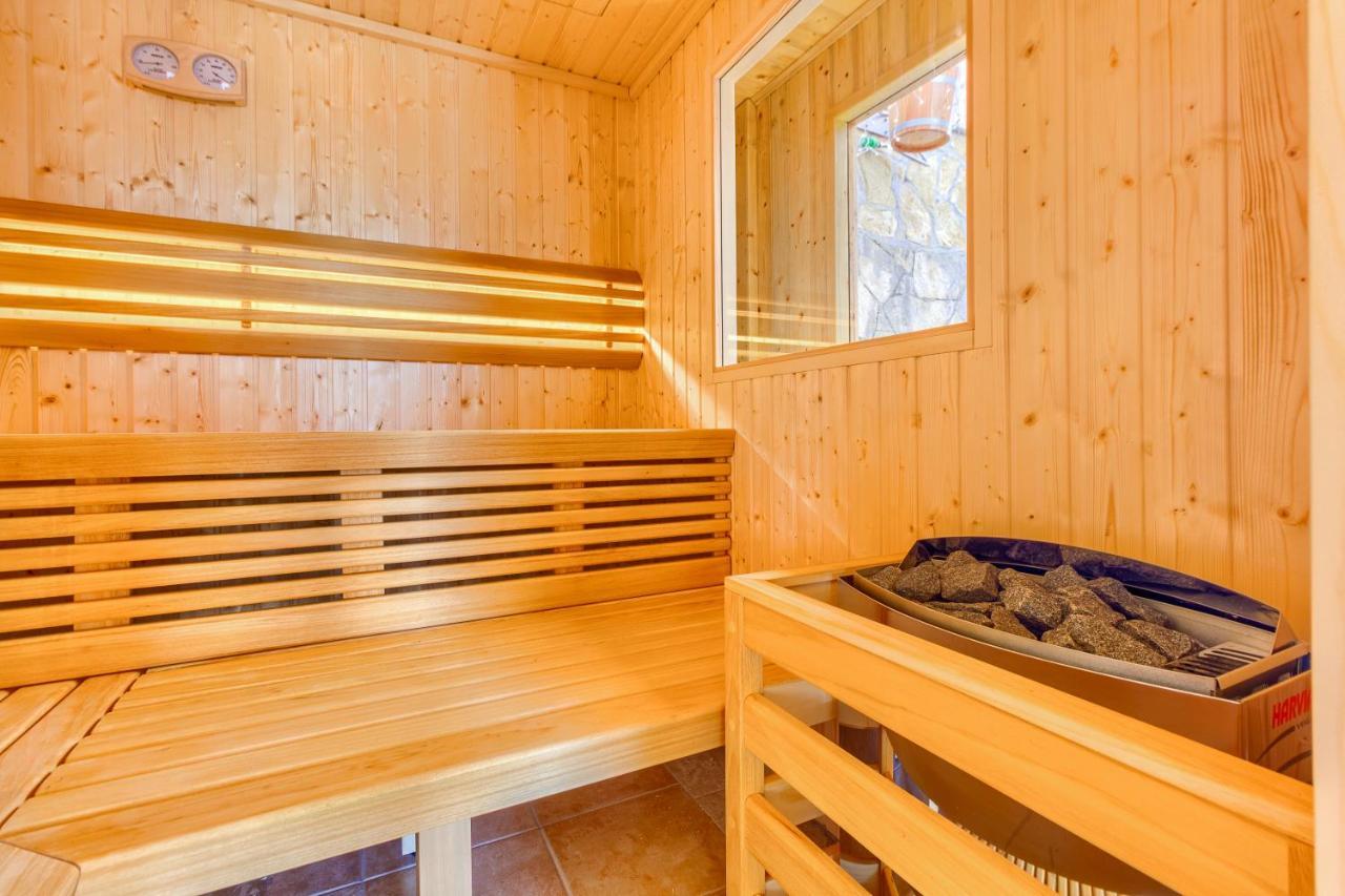 Apartments Pepa Подстрана Екстер'єр фото