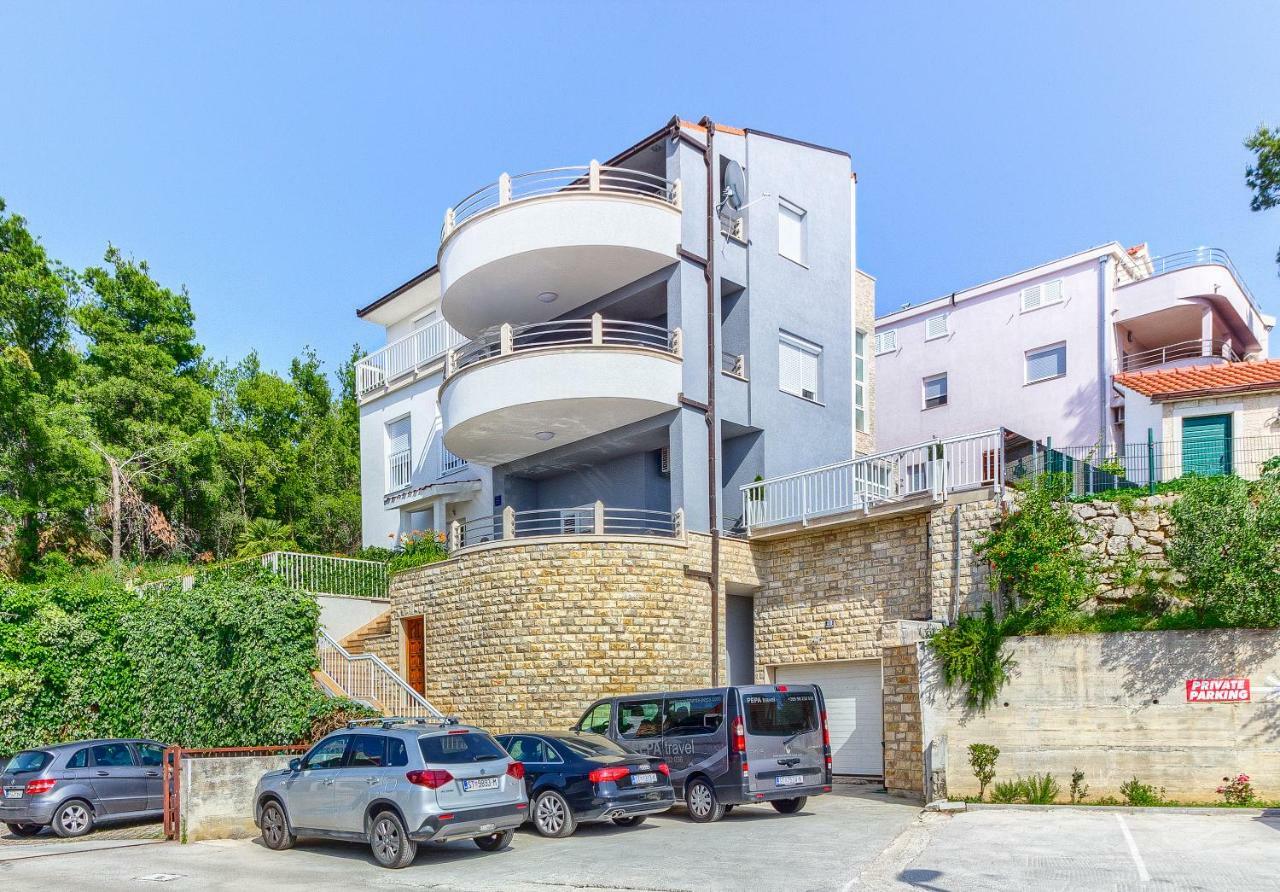 Apartments Pepa Подстрана Екстер'єр фото