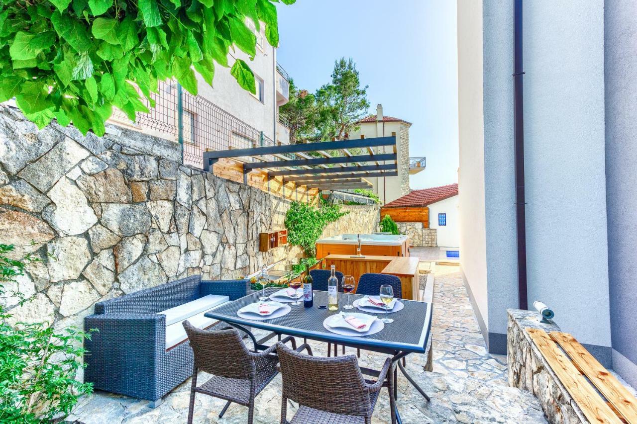 Apartments Pepa Подстрана Екстер'єр фото
