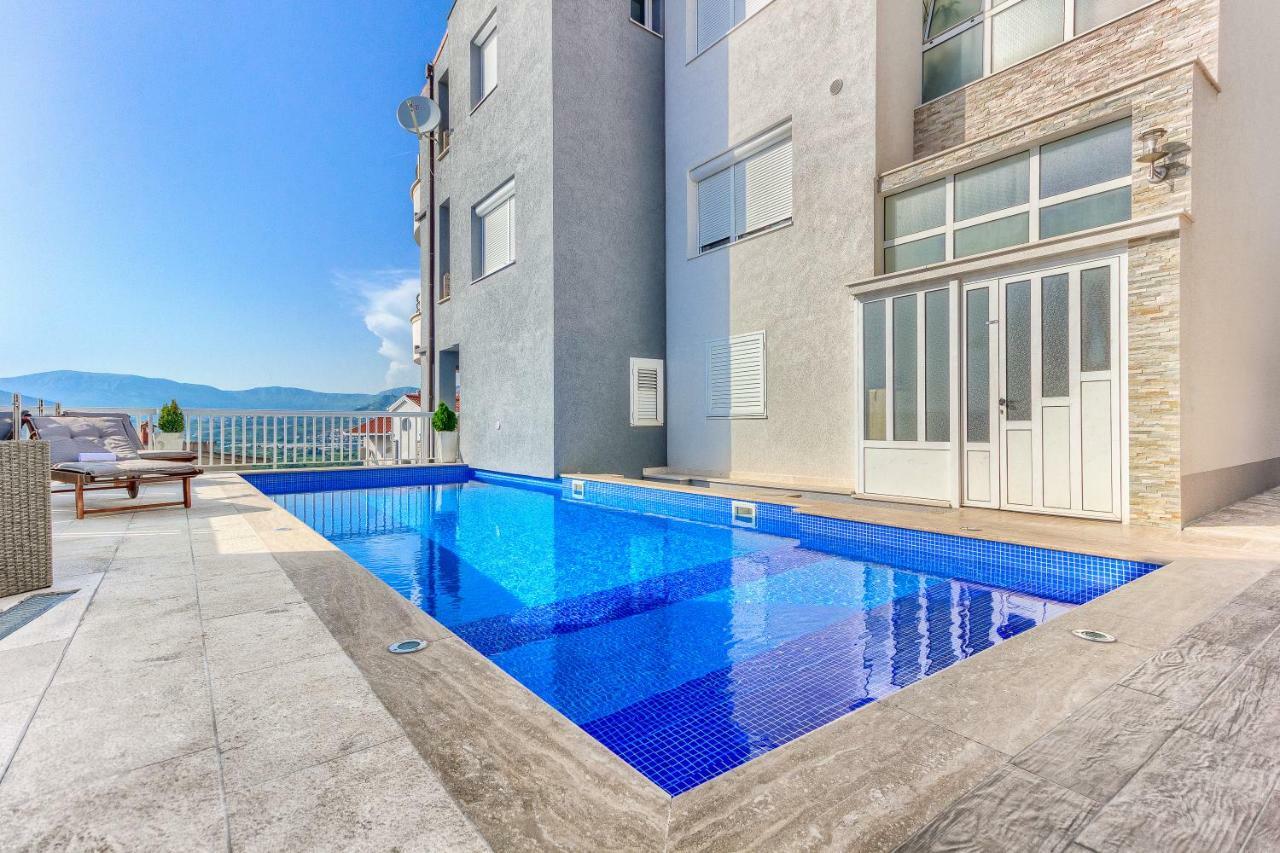 Apartments Pepa Подстрана Екстер'єр фото