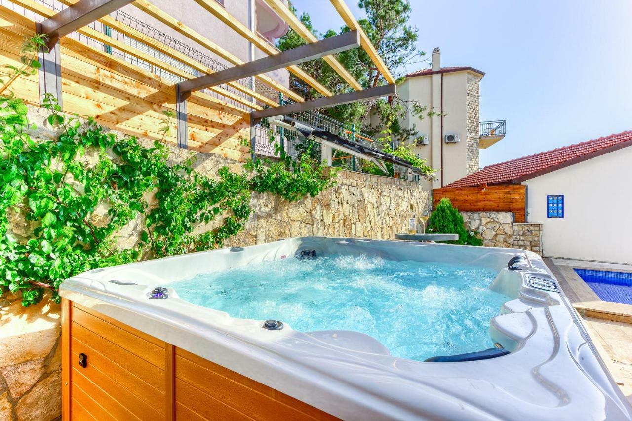 Apartments Pepa Подстрана Екстер'єр фото